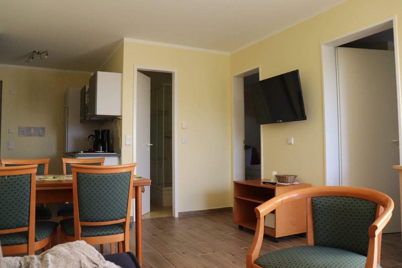 Loui'S Fewo Wiek Wiek auf Rügen Extérieur photo